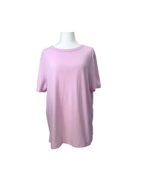 Universal Thread Shirt